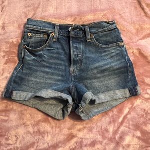 Levi’s shorts!